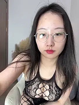 Snapshot of kaixin66 chatting on May 2, 2:44 pm kaixin66 online show from May 2, 2:44 pm