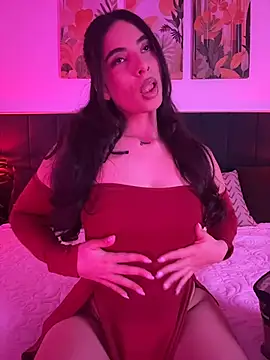 Snapshot of IrinaBlanc chatting on February 15, 2:30 am IrinaBlanc online show from February 15, 2:30 am