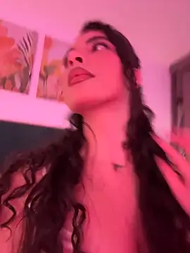 Snapshot of IrinaBlanc chatting on February 27, 12:21 am IrinaBlanc online show from February 27, 12:21 am