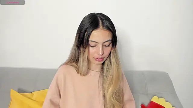 Fernanda aaaa online show from April 17, 2:31 pm