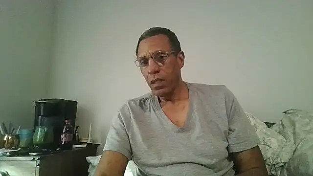 swimmer2496 online show from January 17, 9:07 pm