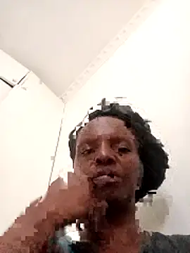 Snapshot of 01Wetlips chatting on February 20, 6:26 am 01Wetlips online show from February 20, 6:26 am