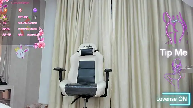 francis 20 online show from April 6, 2:18 pm