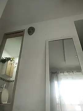 JadaMillss online show from April 14, 11:38 am