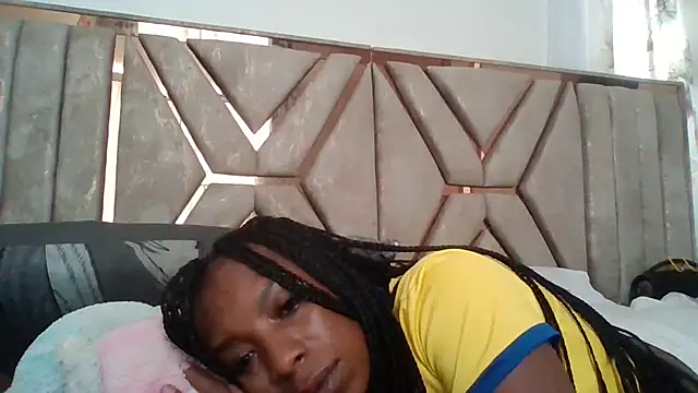 Snapshot of JadaMillss chatting on July 4, 2:23 pm JadaMillss online show from July 4, 2:23 pm