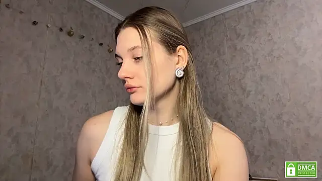 Snapshot of Jolievic chatting on February 7, 11:14 am Jolievic online show from February 7, 11:14 am