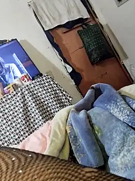 Snapshot of michell_veryhot chatting on February 8, 3:26 pm michell veryhot online show from February 8, 3:26 pm