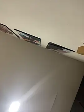 JuliaaVega online show from April 2, 11:52 am