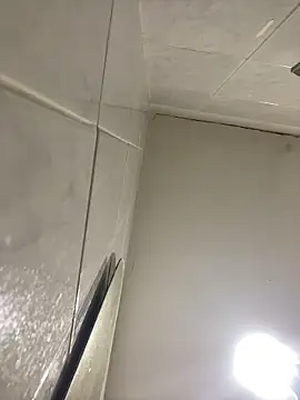 JuliaaVega online show from April 10, 11:15 am