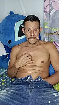 juanmaur22 online show from February 17, 6:03 pm