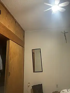 Jleonardolr online show from January 18, 1:15 pm