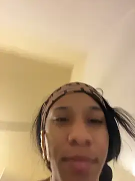 Snapshot of MsAmitra chatting on March 1, 12:45 am MsAmitra online show from March 1, 12:45 am