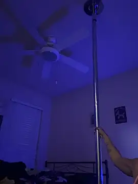 Snapshot of MsAmitra chatting on March 13, 6:53 am MsAmitra online show from March 13, 6:53 am