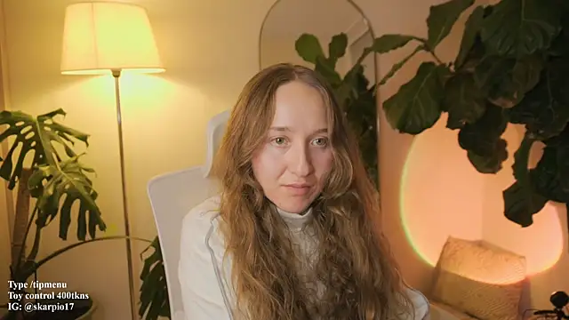 Snapshot of Scarlett_NoirMuse chatting on March 1, 1:40 am Scarlett NoirMuse online show from March 1, 1:40 am