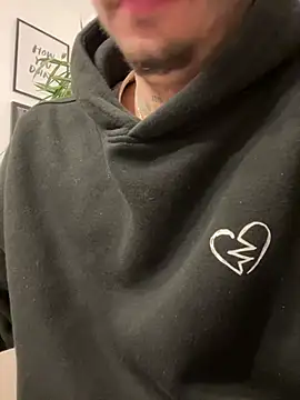 InkedGuy1 online show from March 7, 11:46 pm