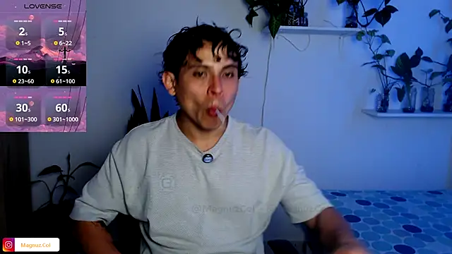 Magnuz Col online show from March 31, 2:24 am