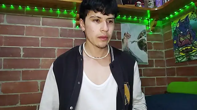 PaulDamico online show from April 15, 11:50 am