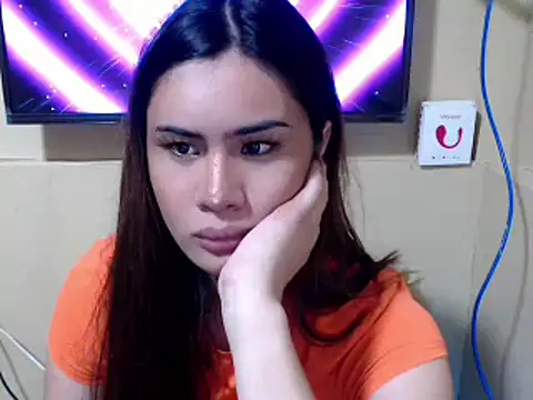 Wild DanicaX online show from April 14, 1:44 am