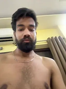 priyansh92924 online show from April 19, 8:13 am