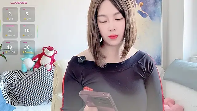 10ve1y online show from February 3, 1:15 am