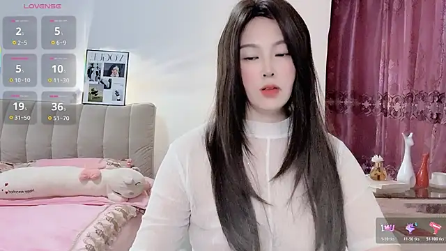 10ve1y online show from February 15, 11:30 am