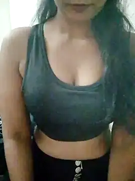 Snapshot of Ayesha_Khan1 chatting on February 26, 4:22 am Ayesha Khan1 online show from February 26, 4:22 am