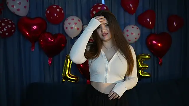 Snapshot of EvaNyx chatting on February 14, 4:42 am EvaNyx online show from February 14, 4:42 am