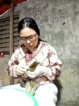 Nuna 689 online show from February 12, 8:09 am