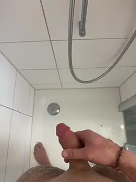 tony3729 online show from February 8, 1:25 pm