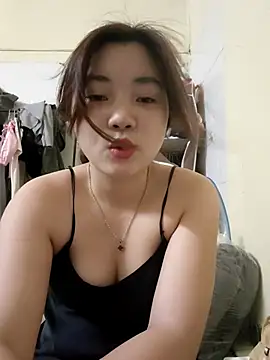 Snapshot of Pinks_cool chatting on June 28, 5:35 am Pinks cool online show from June 28, 5:35 am