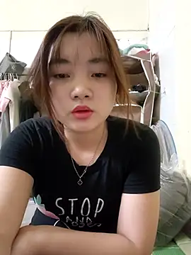 Snapshot of Pinks_cool chatting on June 29, 1:12 am Pinks cool online show from June 29, 1:12 am