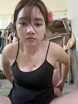 Snapshot of Pinks_cool chatting on July 14, 2:23 pm Pinks cool online show from July 14, 2:23 pm