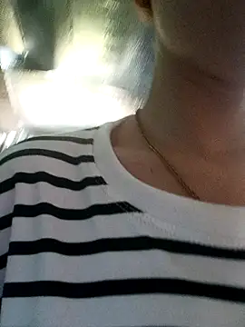 Victoria-Victoria online show from February 25, 1:48 am