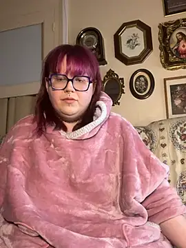 Snapshot of ProfaneHekate chatting on February 18, 11:22 pm ProfaneHekate online show from February 18, 11:22 pm