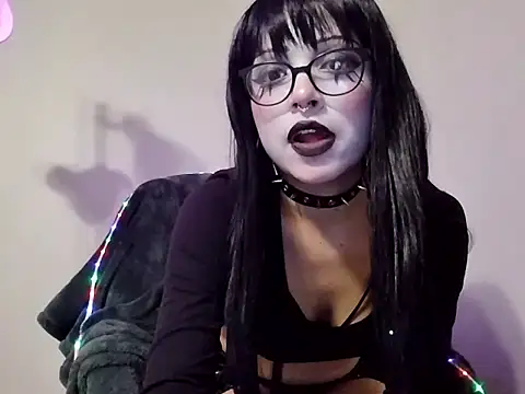 k1ttycl0wn online show from January 19, 1:42 am