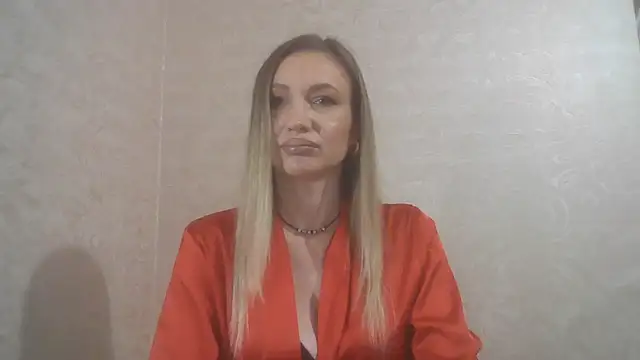 Snapshot of AureliaStar450 chatting on February 3, 10:04 pm AureliaStar450 online show from February 3, 10:04 pm