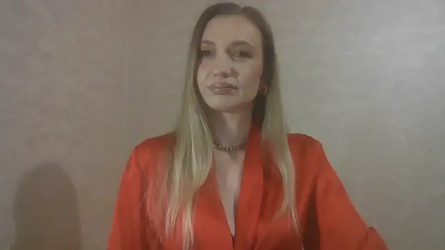 Snapshot of AureliaStar450 chatting on February 25, 12:42 am AureliaStar450 online show from February 25, 12:42 am