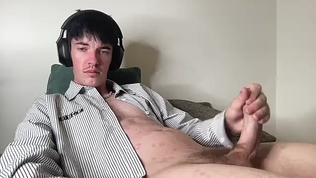 NovaTwinkx online show from February 1, 7:29 am