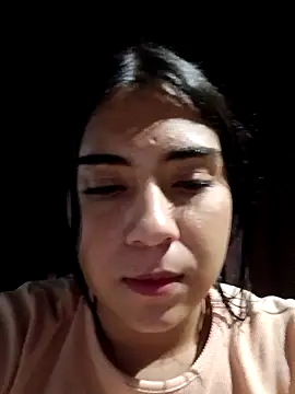 Snapshot of Ailen-cute chatting on February 14, 5:26 am Ailen-cute online show from February 14, 5:26 am