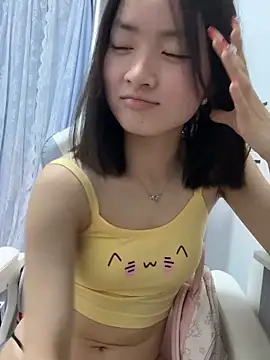 Snapshot of miaomiaou_ chatting on February 6, 4:32 pm miaomiaou online show from February 6, 4:32 pm