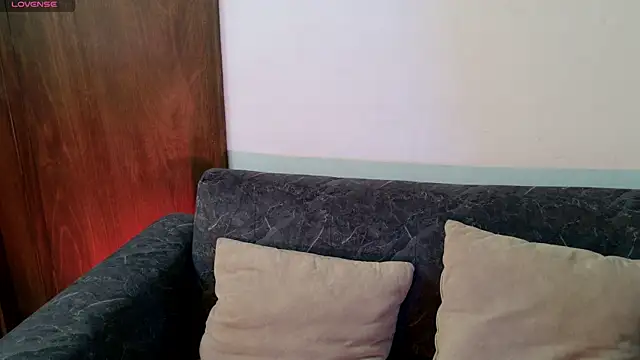 aramjones online show from July 30, 1:32 pm
