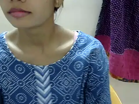 Snapshot of Kulsum_S chatting on July 9, 1:59 pm Kulsum S online show from July 9, 1:59 pm