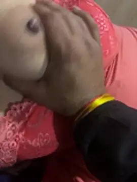 Snapshot of chublady chatting on February 13, 3:02 am chublady online show from February 13, 3:02 am