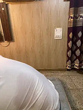 Snapshot of chublady chatting on February 26, 4:55 am chublady online show from February 26, 4:55 am