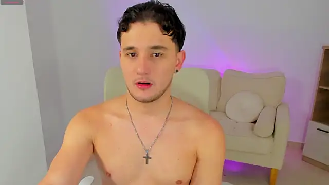 Massimo Fiore online show from February 4, 10:36 pm