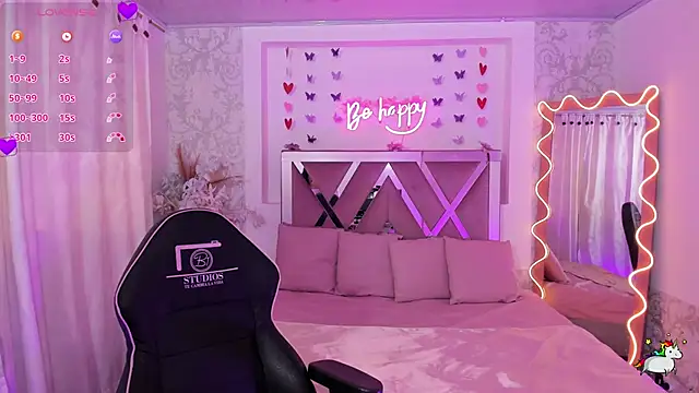 JENNA TAY1 online show from March 4, 6:58 pm