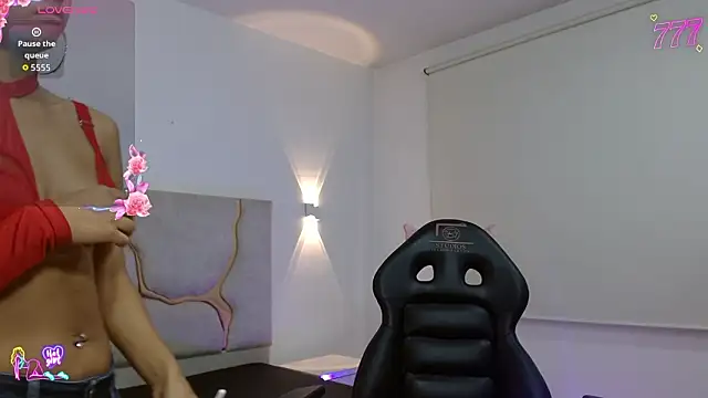 Snapshot of TINY_TAY chatting on March 2, 11:50 am TINY TAY online show from March 2, 11:50 am