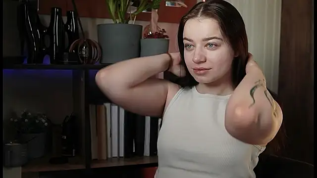 just dakota  online show from February 25, 7:07 am