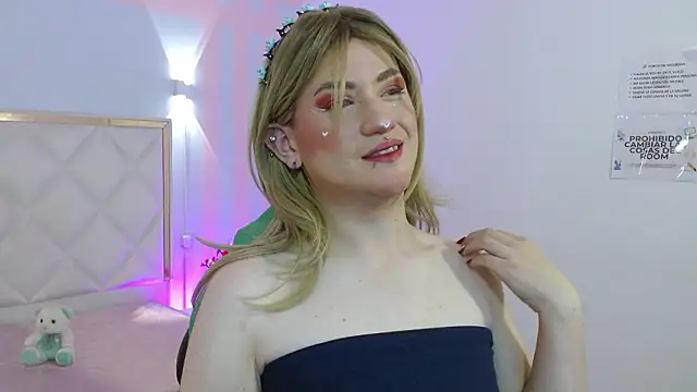 Snapshot of NOOAH_TAY chatting on February 11, 7:08 pm NOOAH TAY online show from February 11, 7:08 pm