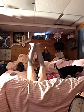 BeautifulFire23 online show from February 2, 6:06 pm